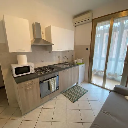 Little And Cozy Flat Near Venice Apartment *