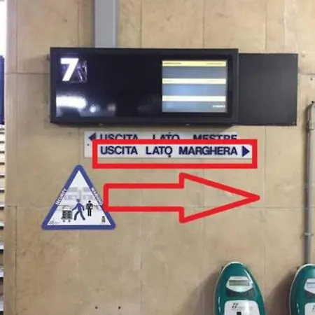 Little And Cozy Flat Near Venice